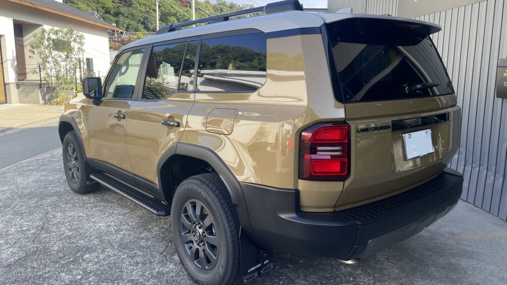 セラミックコーティング後のランクル250のリア