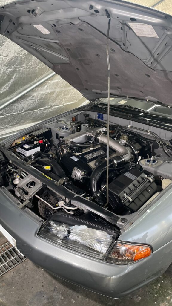 エンジンルームクリーニング後の画像