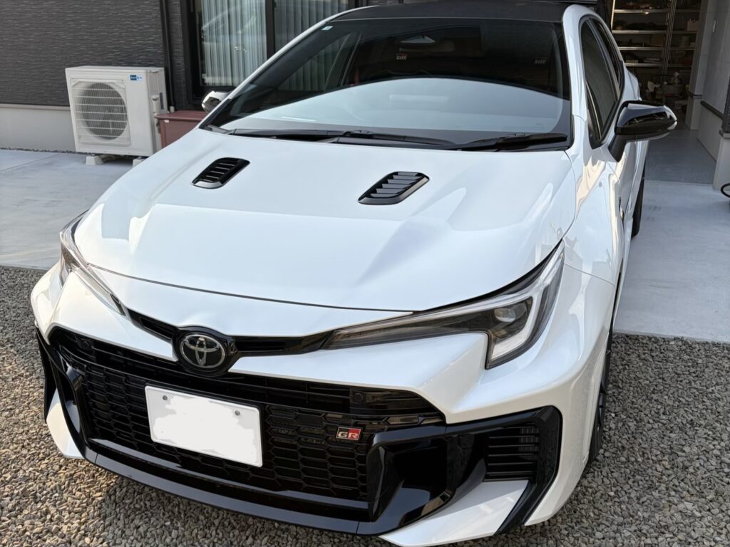 セラミックコーティングを施工したGRカローラ